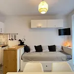 Pied-a-terre Au Centre De Cauterets. 4 Personnes. Daire Cauterets