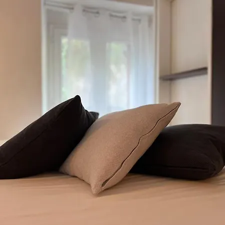 Pied-a-terre Au Centre De Cauterets. 4 Personnes. * Котре